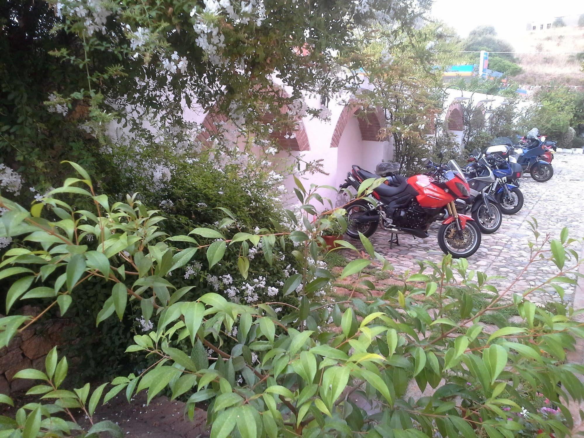 Locanda Tipica Sa Corte Oliena Exterior photo